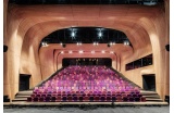 L'auditorium du Centre des Congrès de Haute-Saintonge, à Jonzac (17) - TETRARC et Metalobil - Crédit photo : D.R. -