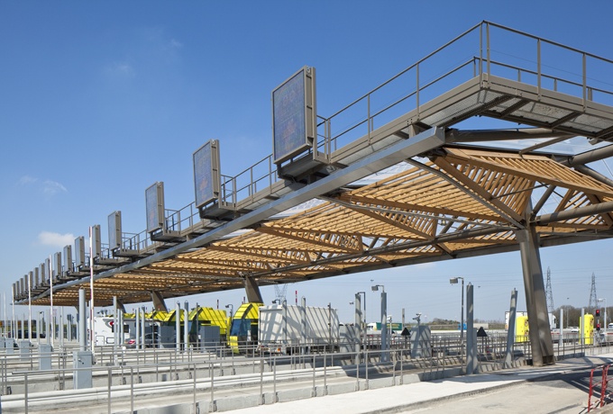 Reconstruction de trois gares de péages <br/> Crédit photo : ABBADIE  Hervé
