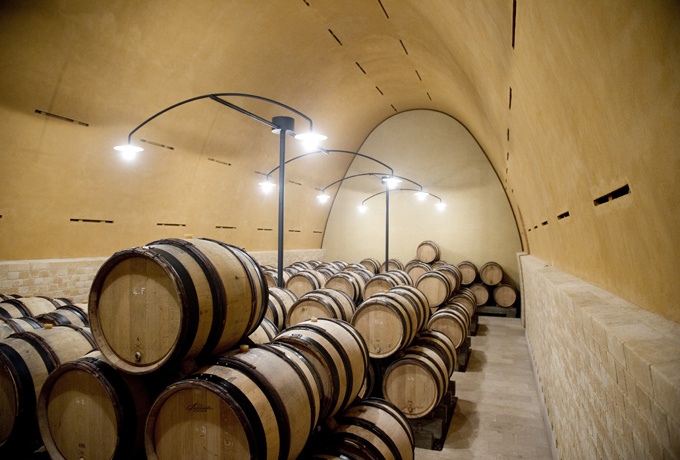 Chai passif naturel à Puligny-Montrachet <br/> Crédit photo : Goussard  Christophe 
