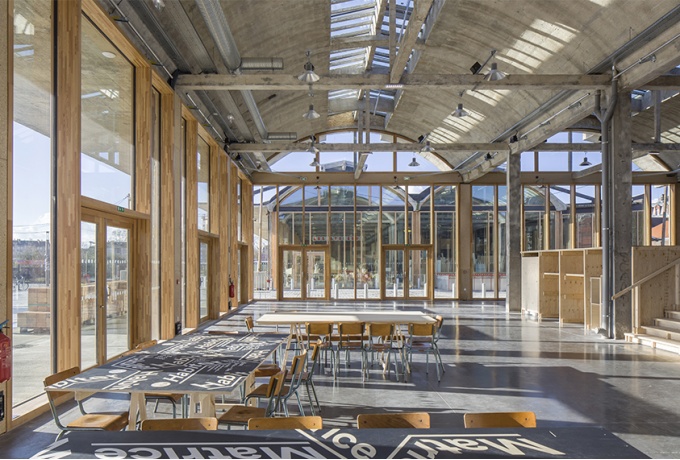 Niveau bas du lieu de vie événementiel (showroom, exposition, séminaire, etc.)<br/> Crédit photo : Duboys Fresney  Louis 
