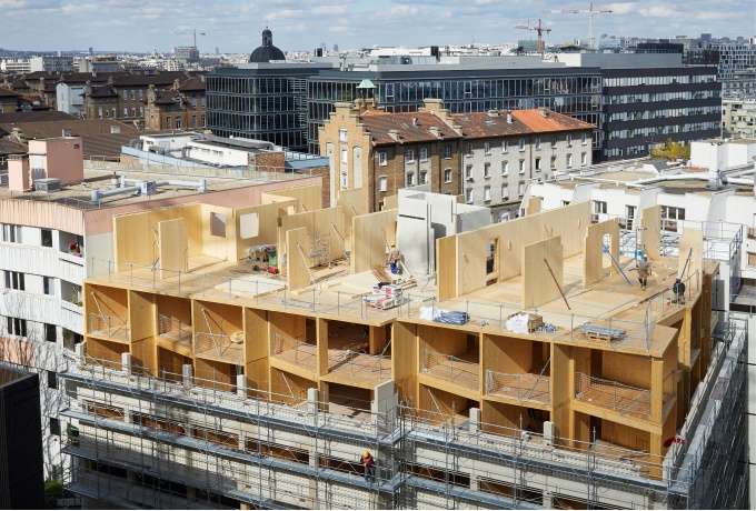 Vue sur la structure bois en lamellé-croisé préfabriqué.<br/> Crédit photo : Meloni Giaime